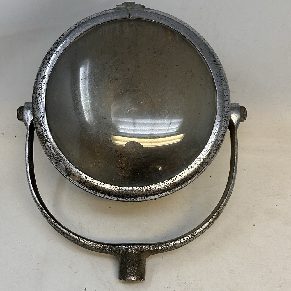 Vintage One Mile Ray Chrome Spotlight Portable Light Co. Kearny #833 Steampunk